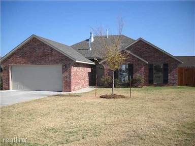 Main picture of 1242 N Shannon Ave