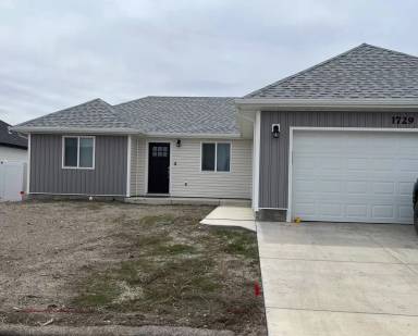 Main picture of 1729 Village Pkwy