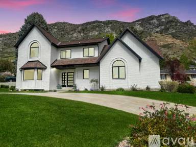 Main picture of 2995 Navajo Cir