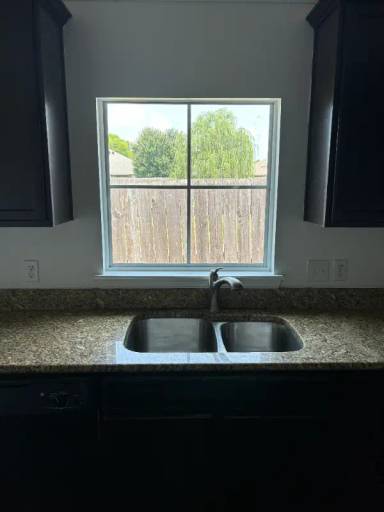 Main picture of 415 Jordan Dr