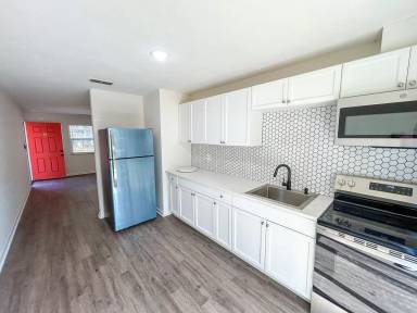 Main picture of 414 SE 8th St