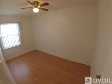 Main picture of 5924 Melrose Ave Apartments