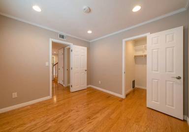 Main picture of 1720 Oldstone Ct