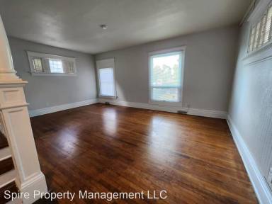 Main picture of 1555 Park Ave SE