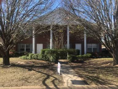 Main picture of 6227 Summerhill Pl