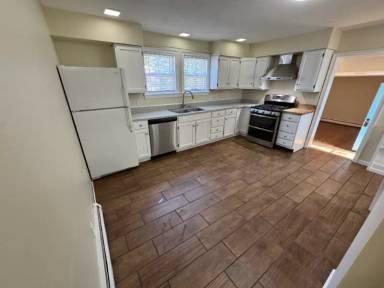 Main picture of 60 Park St