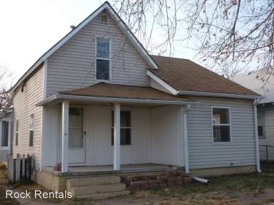 Main picture of 423 N Plum St