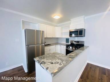 Main picture of 1562 Barry Ave