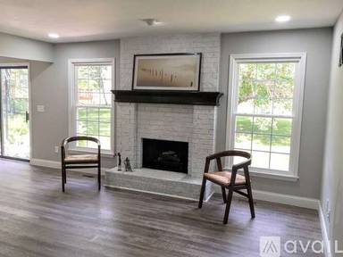 Main picture of 10802 W 115th Ter