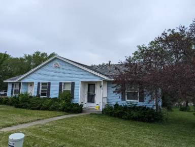 Main picture of 2543 Burton St SE