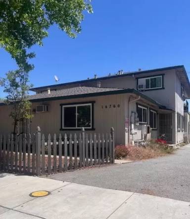 Main picture of 16760 Barnell Ave