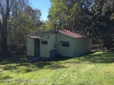 Main picture of 205 Donald Ln
