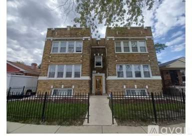 Main picture of 433 E 91st Pl