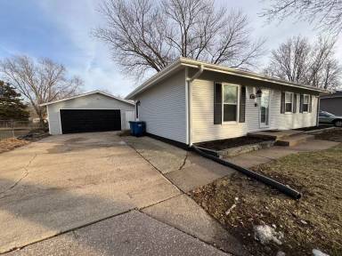 Main picture of 908 16th St