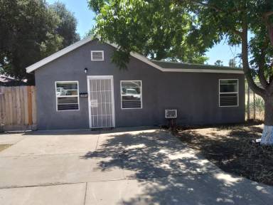 Main picture of 1935 N Orchard St