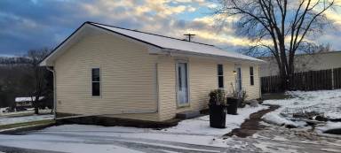 Main picture of 7205 Highway 11W