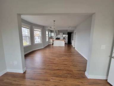 Main picture of 15 Forestdale Rd