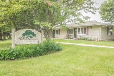 Main picture of 2520 Perry Park Ave