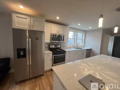 Main picture of 39 Snow St
