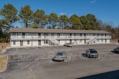 Main picture of 3328 Meridian St N