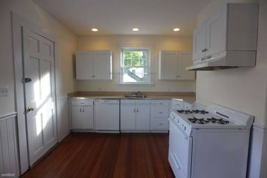 Main picture of 48 Brooks St