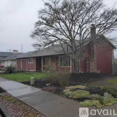 Main picture of 18715 NW Lapine St