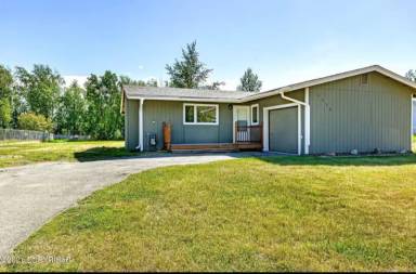 Main picture of 4926 E Timothy Ln