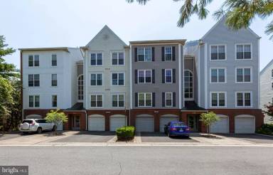 Main picture of Hillwood Condominiums