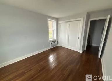 Main picture of 2037 Seagirt Blvd