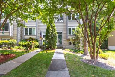 Main picture of 12021 Shore View Dr Henrico, VA 23233