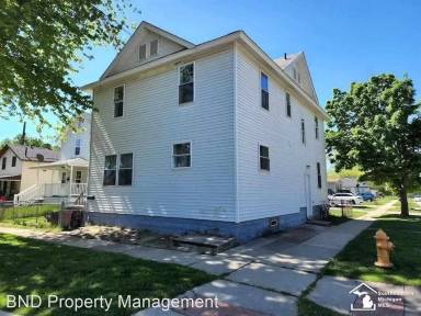 Main picture of Nice 2BR Home For Rent