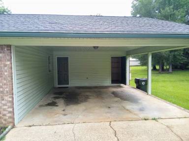 Main picture of 2016 27th St E