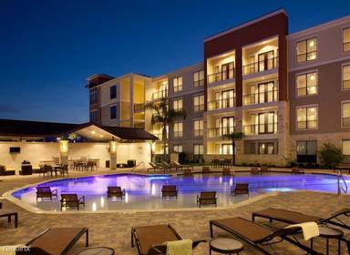 Main picture of Residences At Pearland