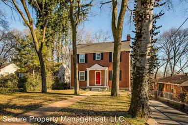 Main picture of 1355 Greenland Ave