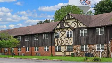 Main picture of Sherwood Forest Apartments