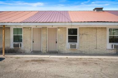 Main picture of 2510 Fort Campbell Blvd