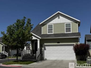 Main picture of 2527 S Olivia St