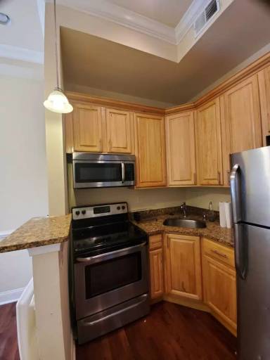 Main picture of 1922 W Diamond St