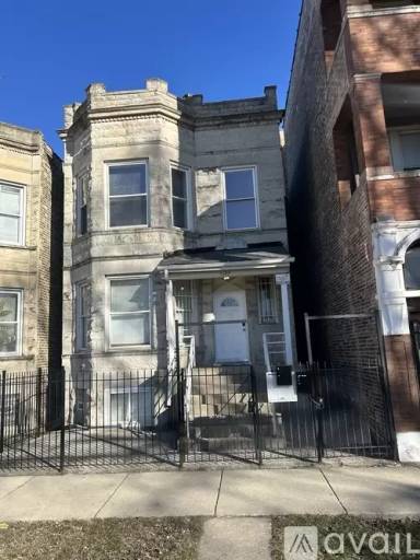Main picture of 1549 S Saint Louis Ave