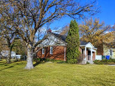 Main picture of 1304 Kershaw St