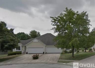 Main picture of 942 N Parker Ter
