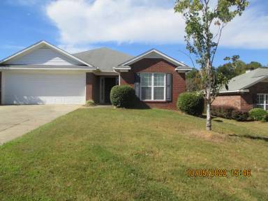Main picture of 8061 Garrett Pines Dr