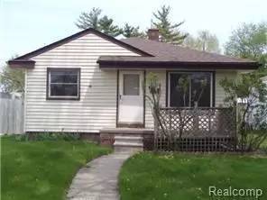 Main picture of 23380 Rosalind Ave