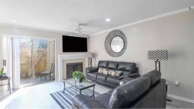 Main picture of Stonegate Condo