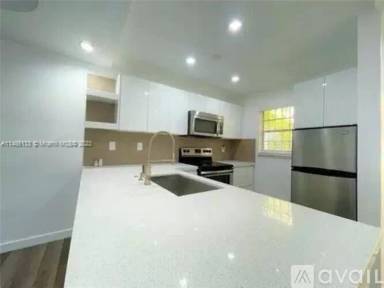 Main picture of 1245 Pennsylvania Ave