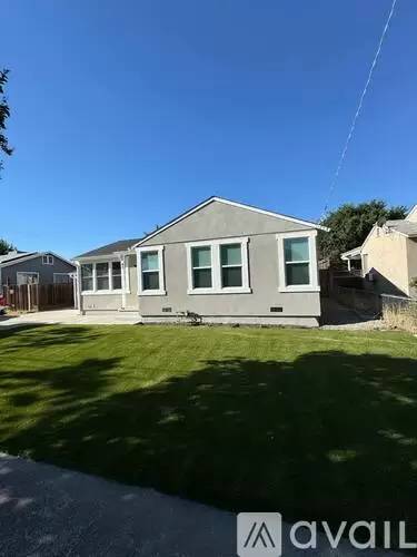Main picture of 91 Robinson Ave