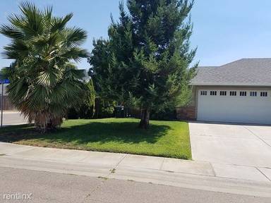 Main picture of 255 Shelly Way