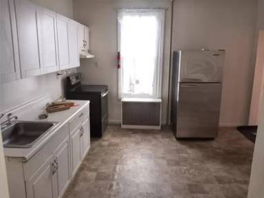 Main picture of 315 S 4th Ave
