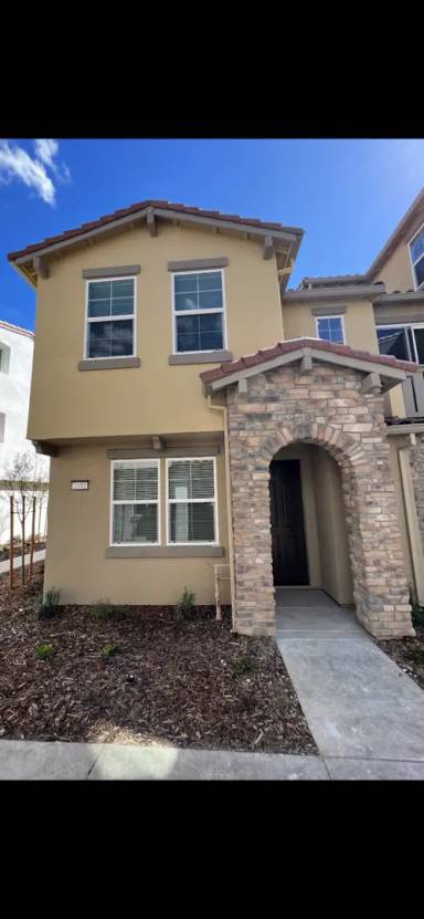 Main picture of 4432 Rhone Walk