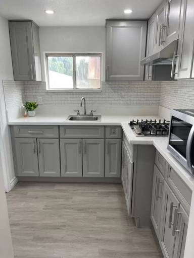 Main picture of 9359 Alder Ave